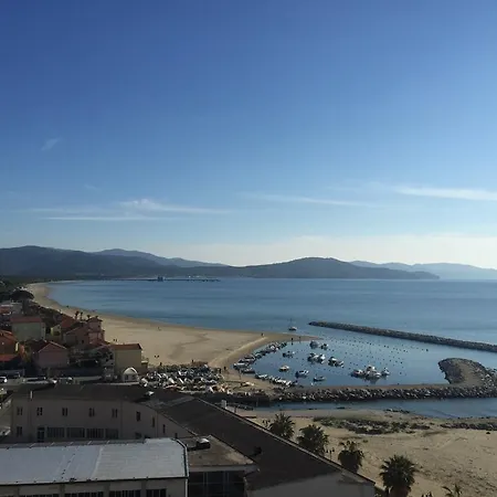 Silvinia Apartament Appartement Follonica